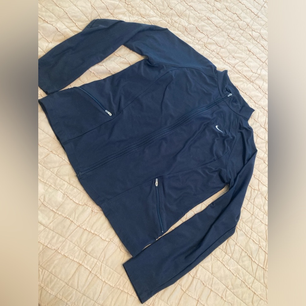 Women’s large Nike lightweight zipper jacket